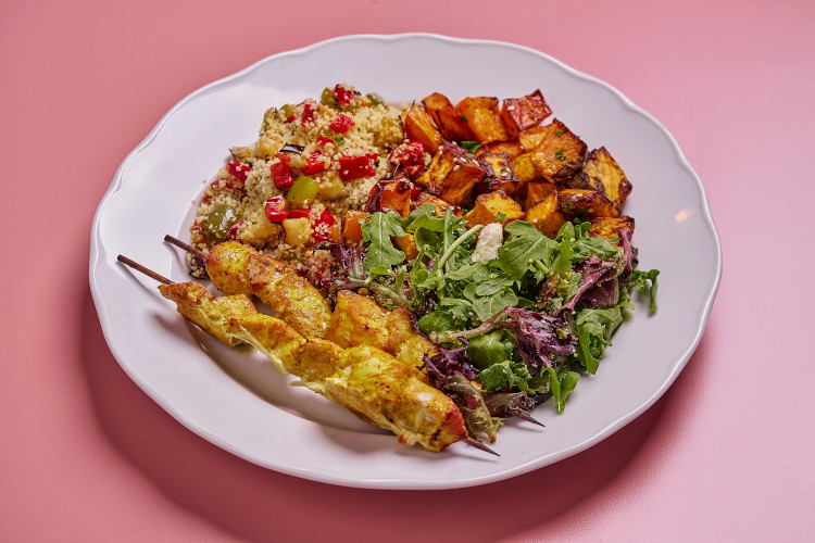 Market-fresh vegetables and healthy lunch bowl with fresh ingredients in Downtown Miami at Bobe Kitchen